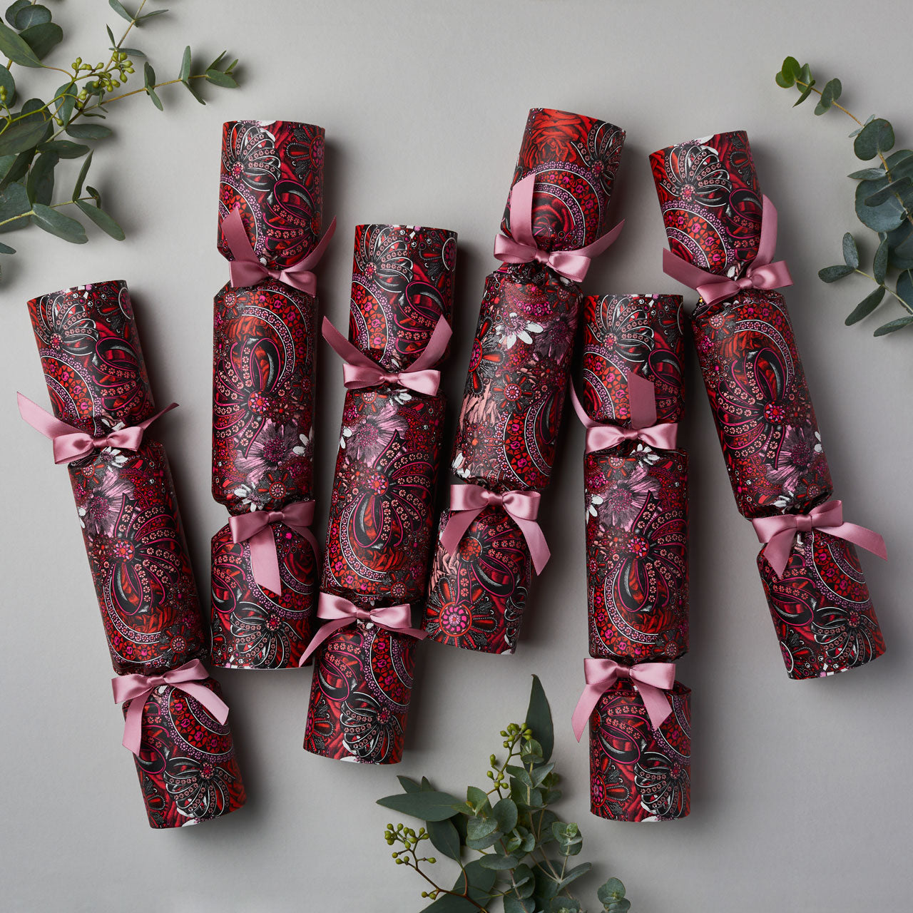 "Christmas Jewels" Luxury Candle Christmas Crackers