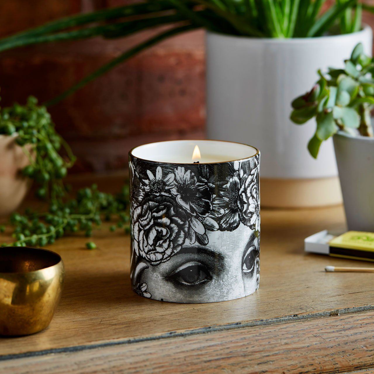 The Flower Lady Ceramic Candle - Chase and Wonder - Proudly Made in Britain