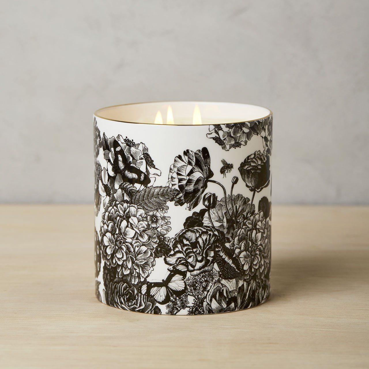 The Country Garden 3 Wick Scented Ceramic Candle - Chase and Wonder - Proudly Made in Britain