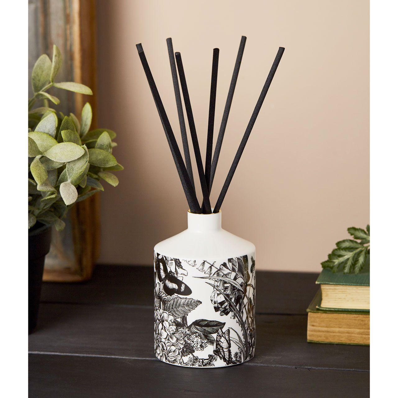 The Country Garden Ceramic Diffuser - Chase and Wonder - Proudly Made in Britain