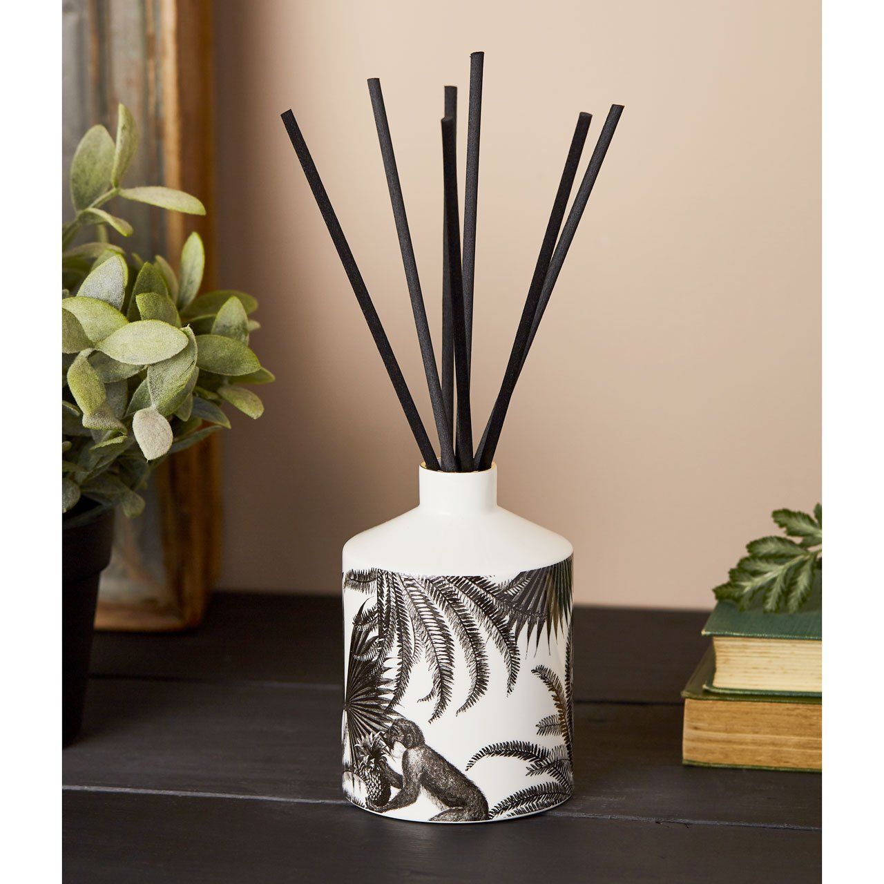 The Tropical Paradise Ceramic Diffuser - Chase and Wonder - Proudly Made in Britain