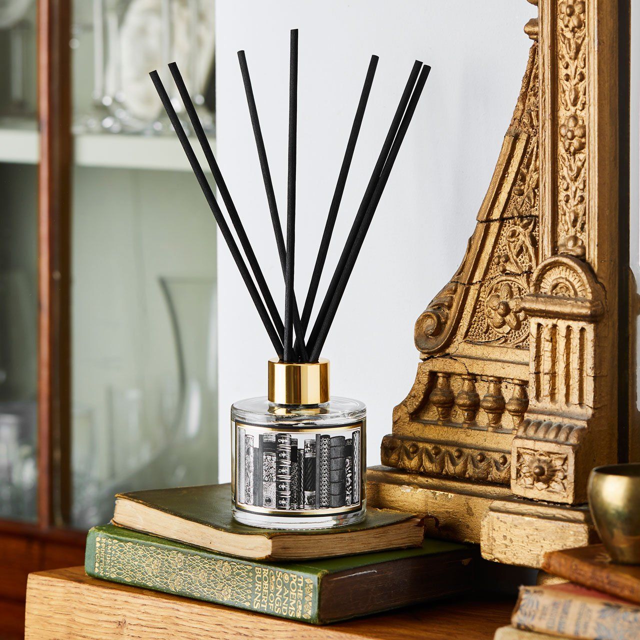 The Library Luxury Reed Diffuser (Sample/Second)