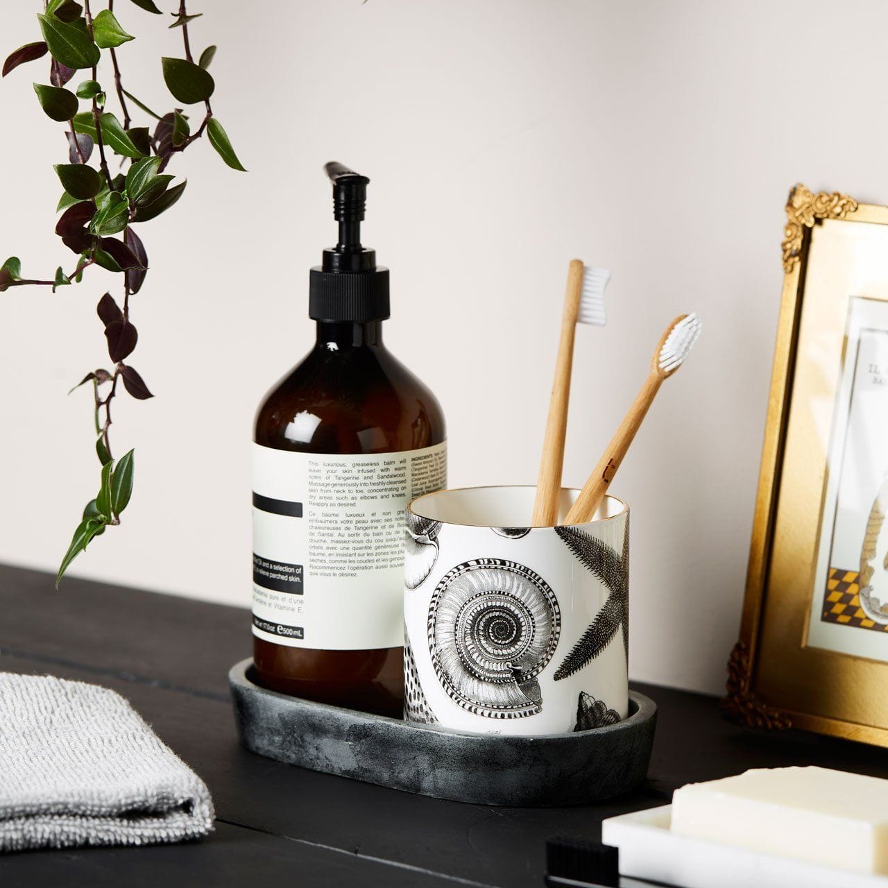 The Seashore Ceramic Candle - Chase and Wonder - Proudly Made in Britain