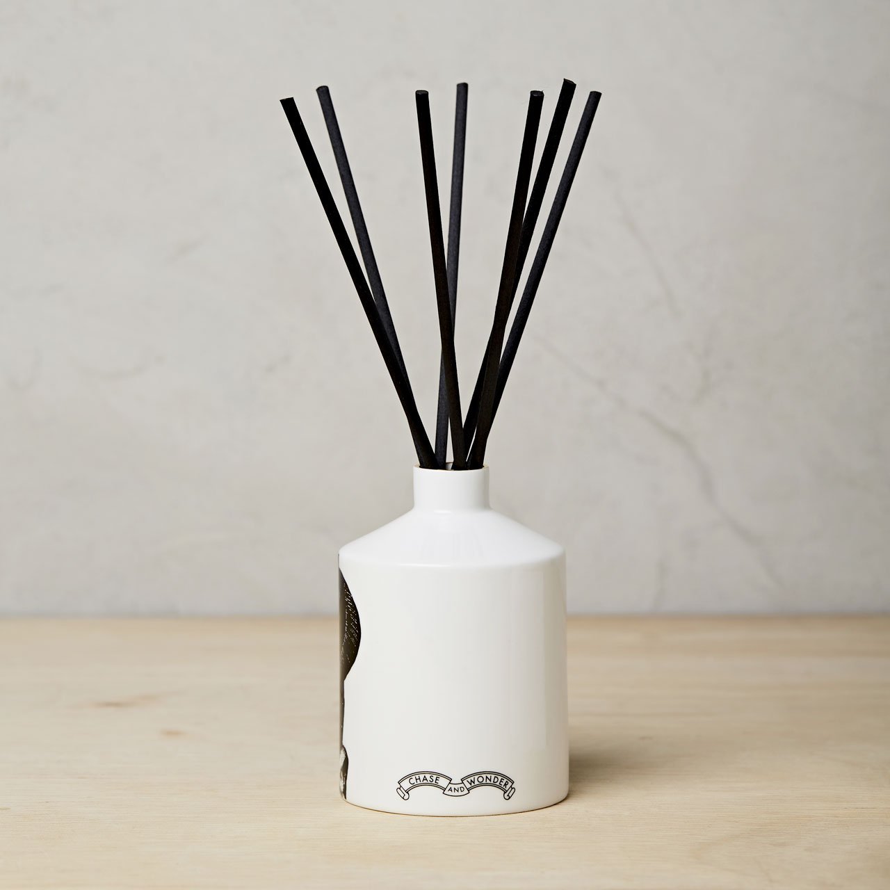 The Dashing Gent Ceramic Diffuser - Chase and Wonder - Proudly Made in Britain